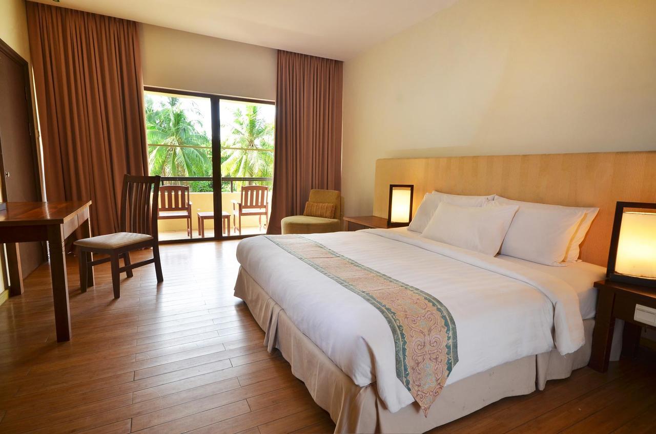 Damai Puri Resort & Spa Kuching Dış mekan fotoğraf Deluxe Room