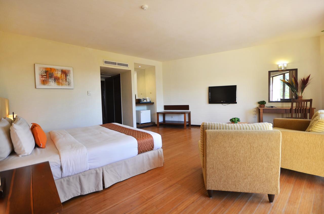 Damai Puri Resort & Spa Kuching Dış mekan fotoğraf Deluxe Room