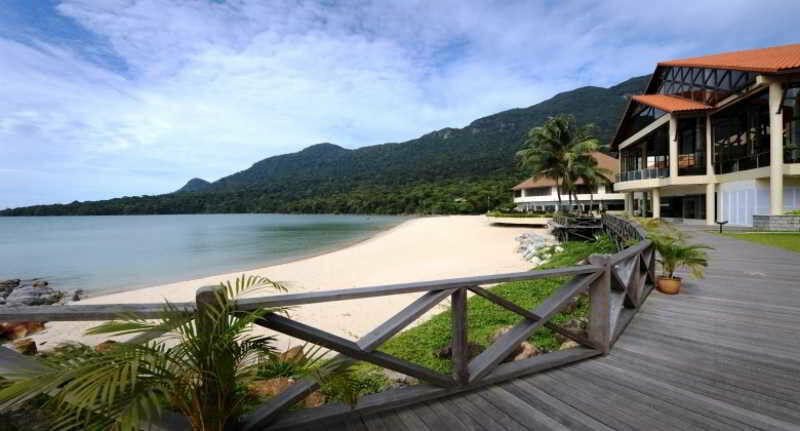 Damai Puri Resort & Spa Kuching Dış mekan fotoğraf The beach at the Pangkor Laut Resort